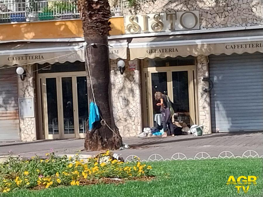 I giacigli in piazza Anco Marzio