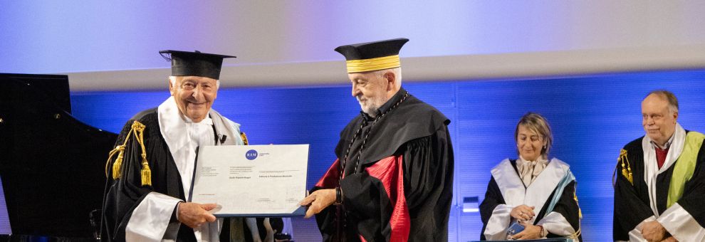 Milano, Master Honoris Causa in Editoria e Produzione Musicale a Mogol