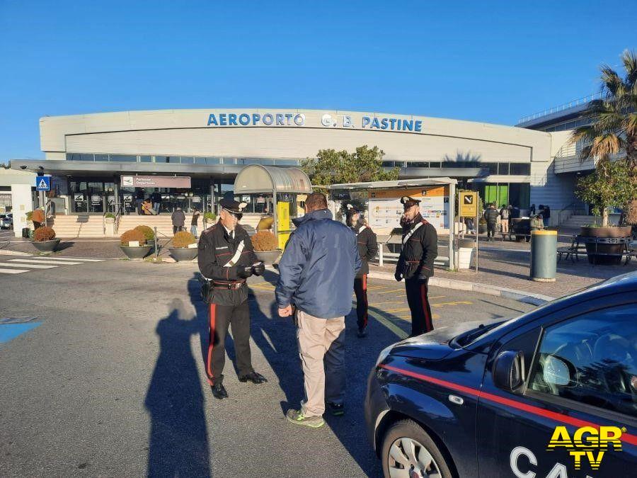 Carabinierri controlli aereoporto Ciampino