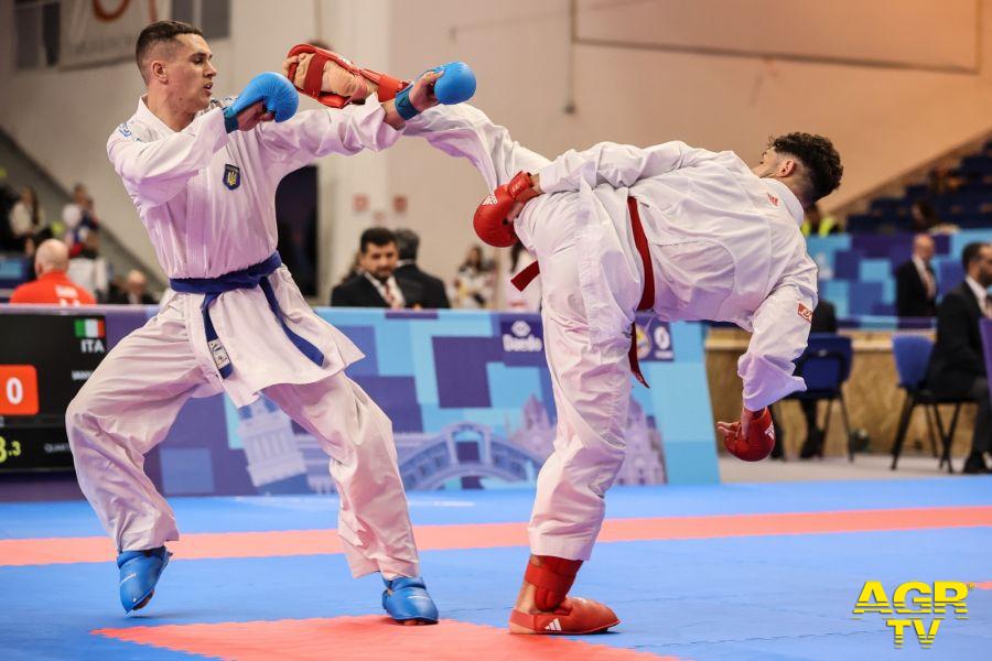 Karate Jesolo mondiali giovanili un'incontro delle finali