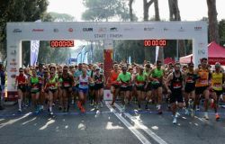 Atletica, Roma 15K una festa del running oltre tremila al via sulla doppia distanza: 5 e 15 chilometri