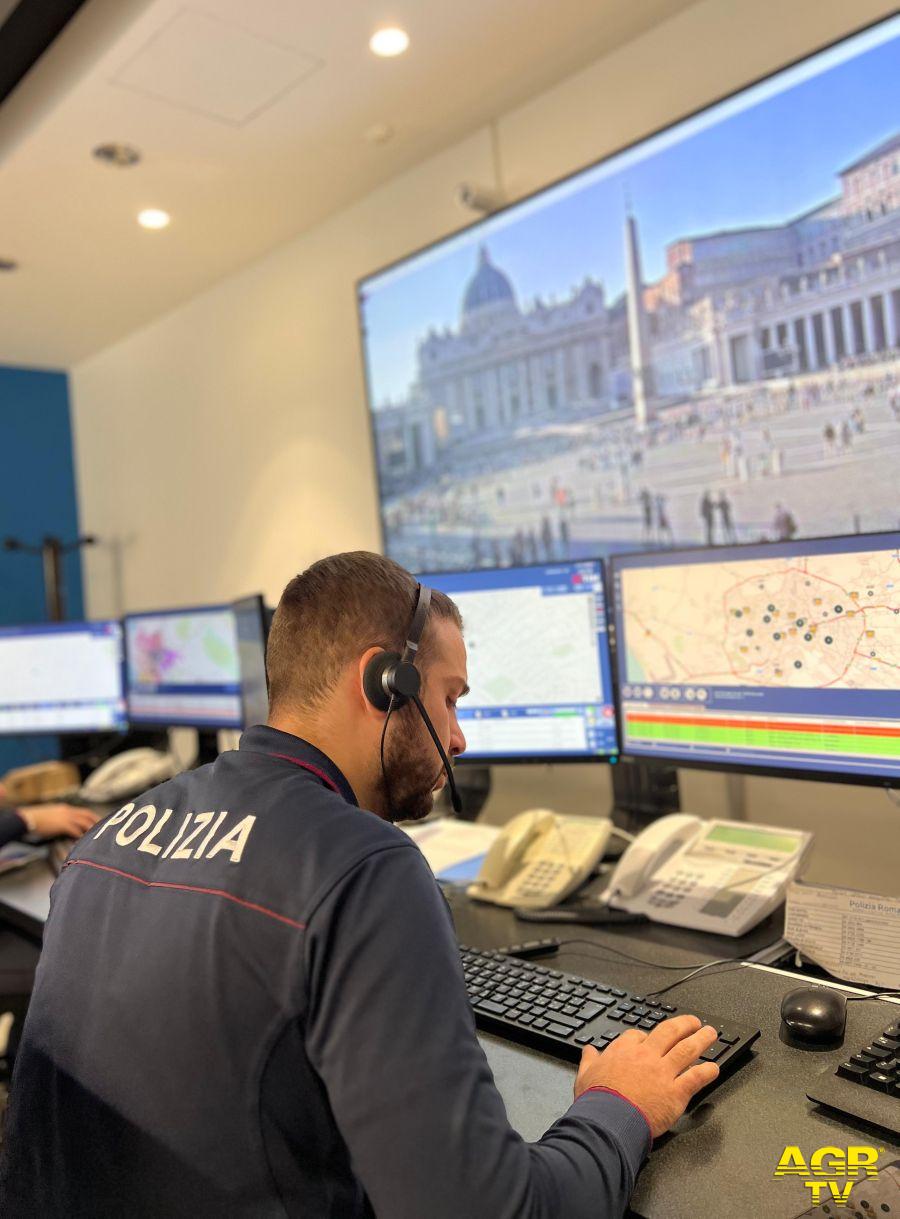 Polizia sala operativa Questura