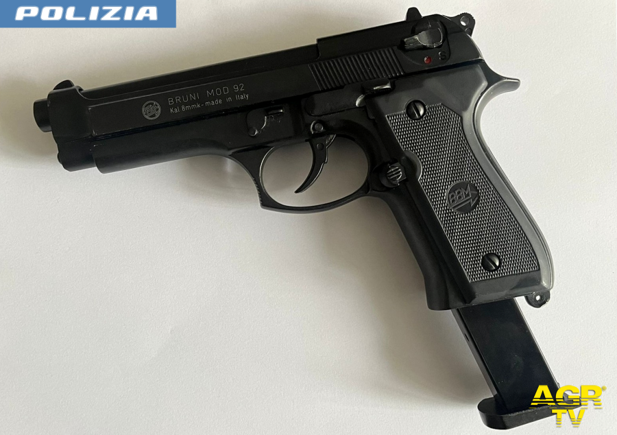 Polizia la pistola utilizzata per le rapine