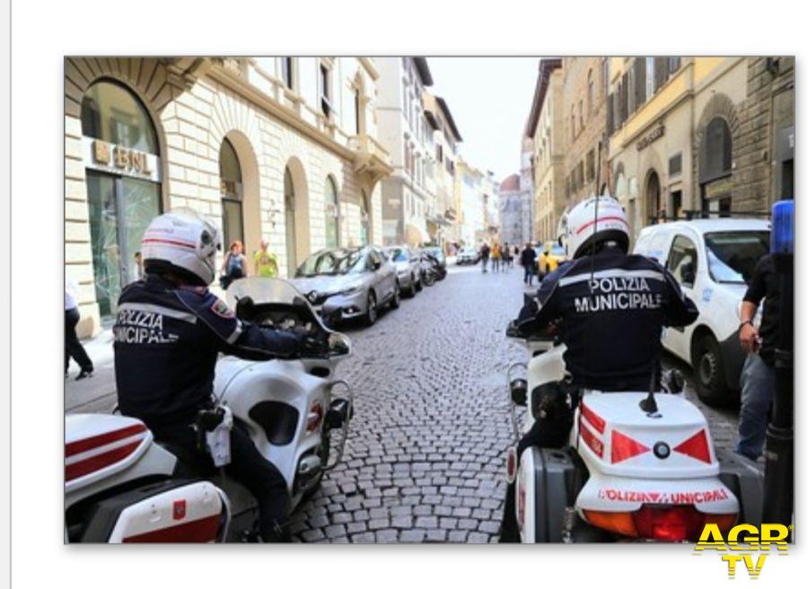 Polizia Municipale in azione alle Cascine