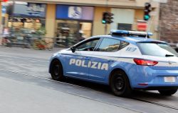 Colpo d’arma da fuoco sparato sul soffitto di un locale di Sesto fiorentino: la Polizia di Stato arresta 4 cittadini stranieri