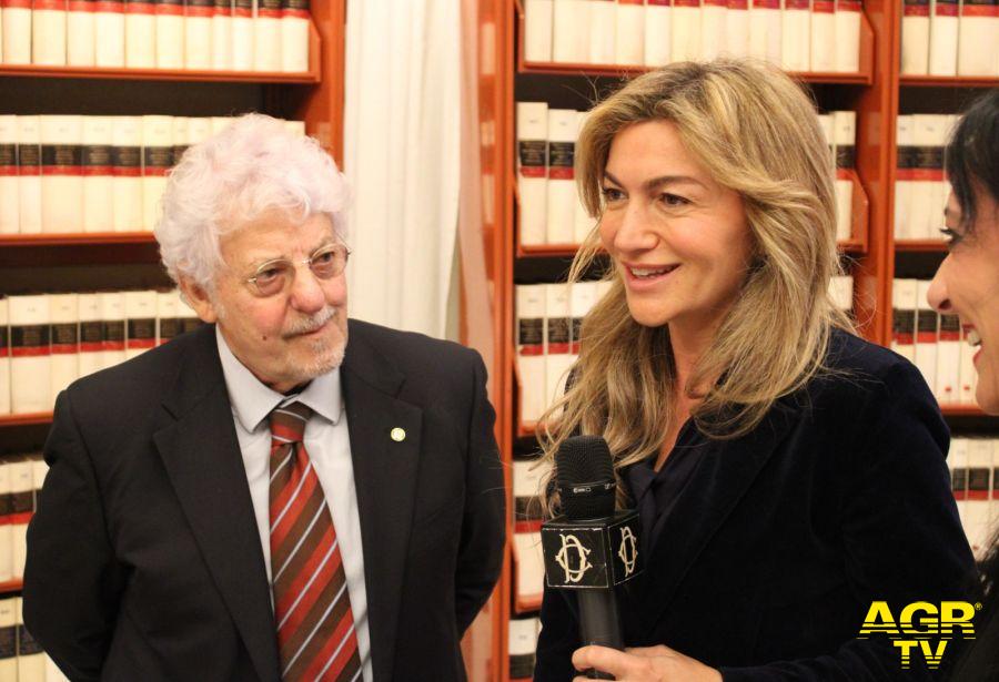 Premio Riccardo Bramante:  Nella foto, il Presidente della Commissione giornalisti del Premio,Tommaso Polidoro, il Direttore di Formiche Flavia Giacobbe e la Presidente del Premio, Ester Campese