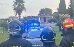 Roma, dalle prime ore del mattino iniziato lo sgombero in via Costamagna