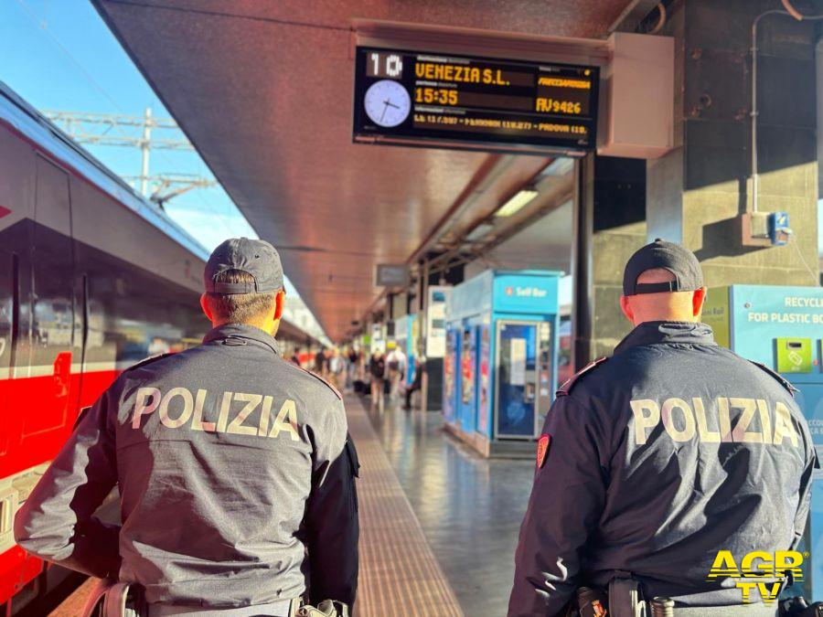 Poizia ferroviaria controlli sui treni