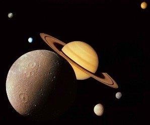Agosto, osservazione delle stelle Agosto, osservazione delle stelle