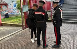 Roma, operazione antidroga sulle maggiori piazze di spaccio dei Carabinieri, 15 arresti