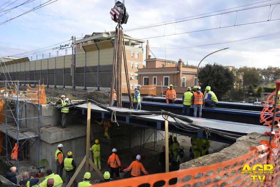 Ponte su sottovia FL 1 stazione Ostiense-Aeroporto Fiumicino