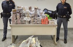 Roma Torpignattara, scoperto deposito di droga, 180 kg.tra hashish e marjuana sequestrati, due arresti