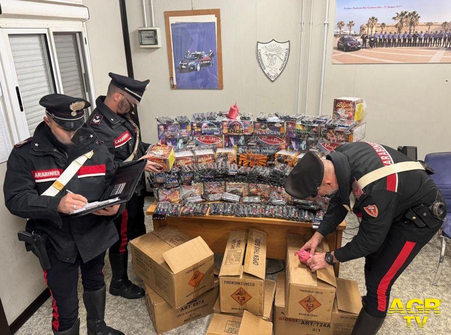 Carabinieri il materiale esplosivo sequestrato a Civitavecchia