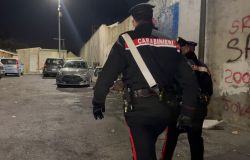 Roma, cinque ordinanze di custodia cautelare per una banda dedita ai furti in abitazione, due arresti in un Campo Nomadi