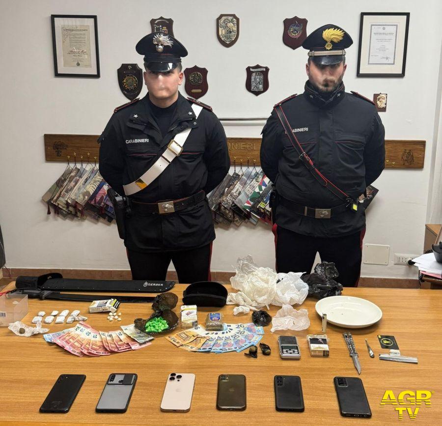 Carabinieri Velletri il materiale posto sotto sequestro+