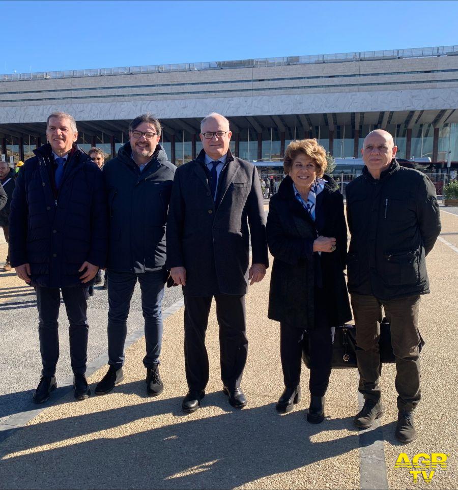 Il sopralluogo del sindaco per la riapertura di piazza Cinquecento