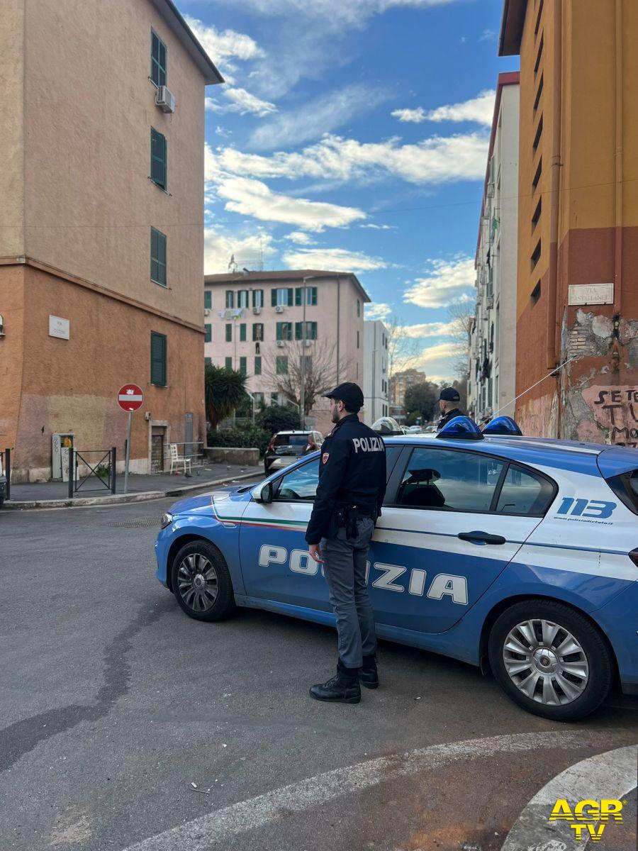 Roma Quarticciolo, fermato dalla Polizia per spaccio, riesce a scappare grazie all'intervento di alcuni stranieri