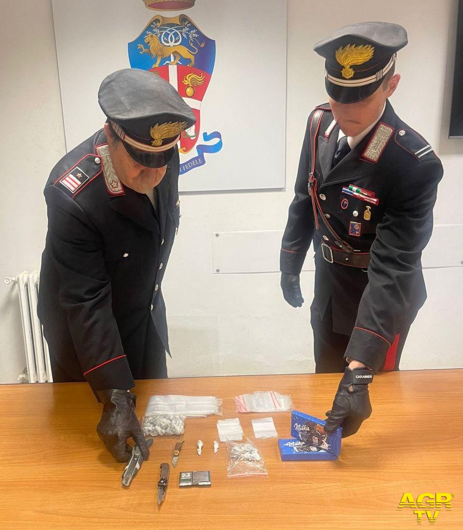 Monterotondo, nelle confezioni di biscotti c'era hashish, arrestate 4 persone, sequestrato mezzo kg. di droga