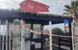 Ostia, fiamme nello stabilimento Village, dal Municipio: la legalità deve essere tutelata con determinazione.