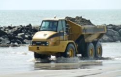 Ostia levante, pennelli frangiflutti antierosione