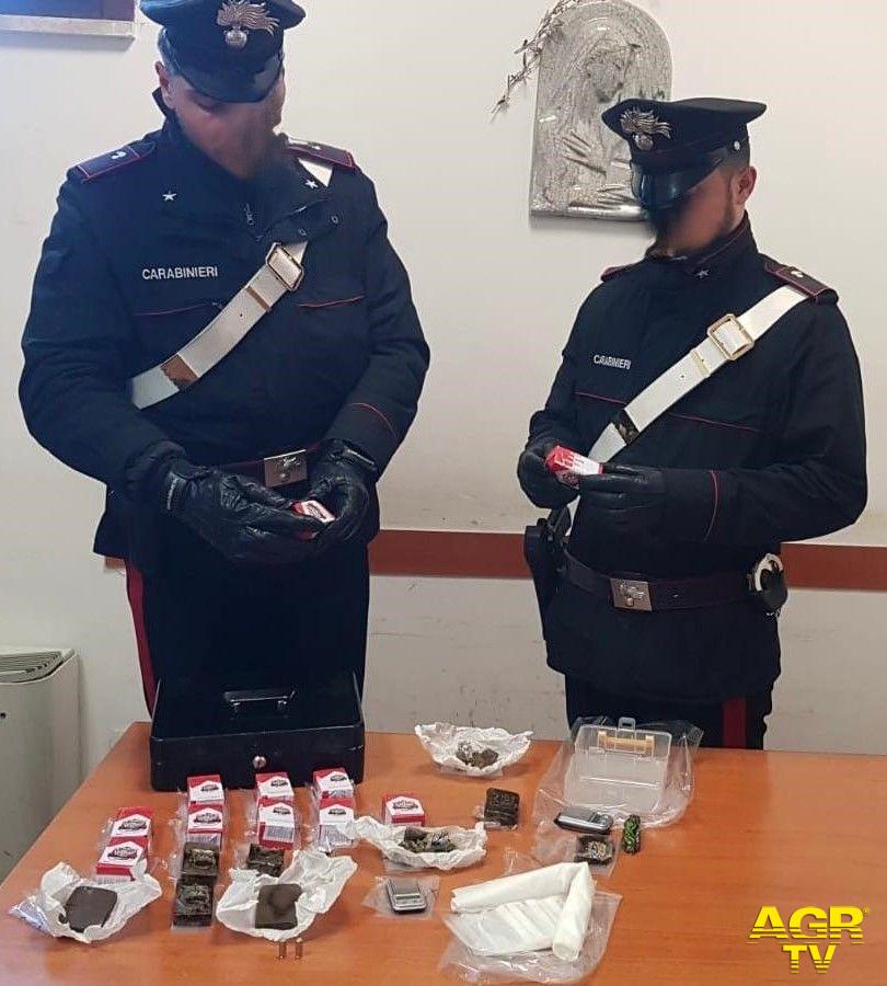 Casal Monastero, presi due pusher, erano in possesso di 1,5 kg.di hashish, denunciate 3 persone per allacci abusivi acqua e gas