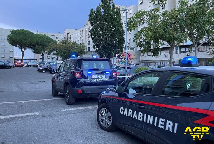 Roma Tor Bella Monaca, arrestato 32enne sulla porta di casa, mentre sferrava calci e pugni minacciando la compagna