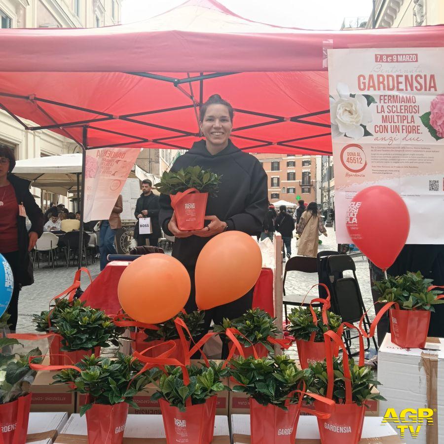 Roma, "Gardensia 2025" Elena Linari in piazza San Lorenzo in Lucina per sostenere AISM e la ricerca sulla SLA