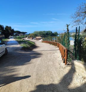 Ostia Antica, inaugurato il parco d'affaccio sul Tevere, Gualtieri in barca alla scoperta della foce