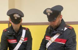 Carabinieri la droga sequestrata