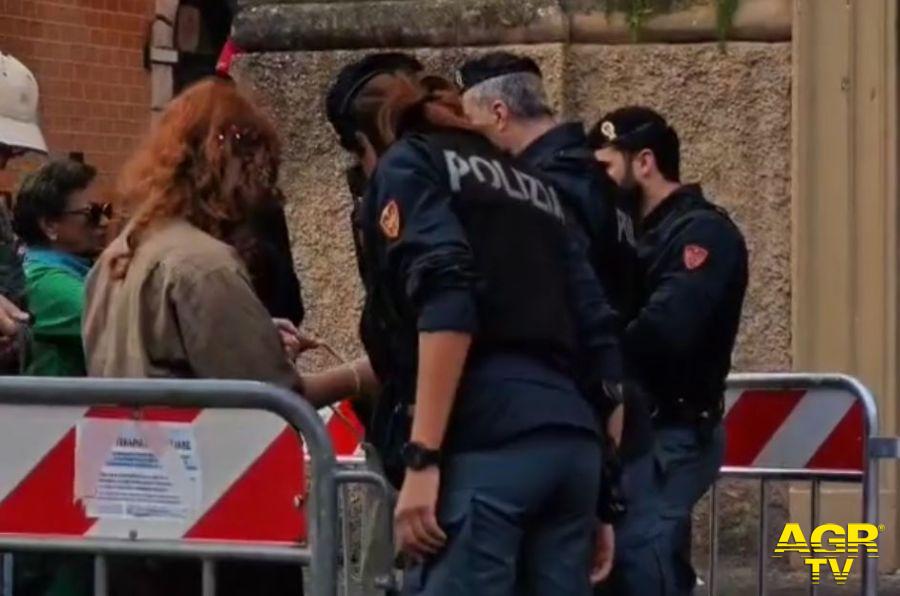 Scatta il dispositivo di sicurezza della Questura di Roma per il Conclave Scatta il dispositivo di sicurezza della Questura di Roma per il Conclave