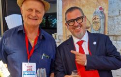 Fabrizio Fraschetti - Direttore Alberghiero di Ostia con Armando Caracci - Espositore