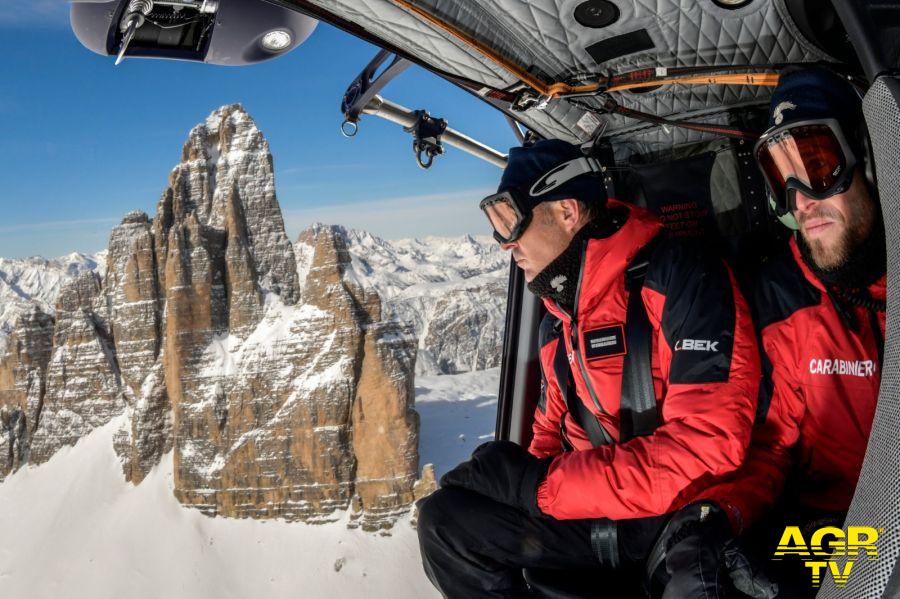 carabinieri meteomont ispezionano le vette carabinieri meteomont ispezionano le vette