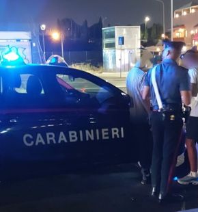 Roma, blitz antidroga dei Carabinieri, 17 arresti nelle piazze di spaccio