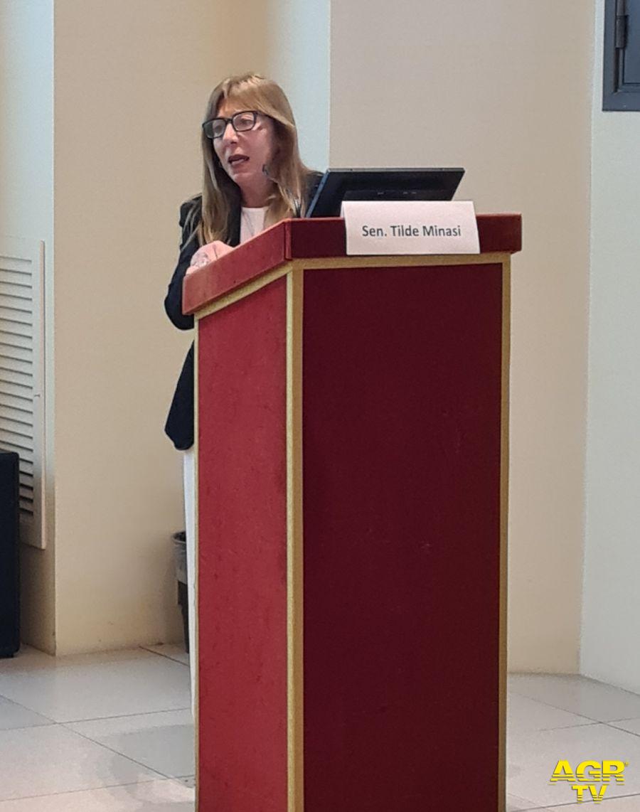 Convegno Radioterapia senatrice Tilde Minasi durante il suo intervento al convegno Convegno Radioterapia senatrice Tilde Minasi durante il suo intervento al convegno