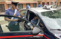 San Basilio, smantellata la piazza di spaccio dell’“Edicola”: 6 arresti per droga