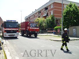 Mostacciano, quartiere di Roma, esplode una palazzina