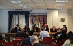 No alla violenza sulle donne, nuovo progetto della Questura di Roma: Anche tu puoi essere felice...