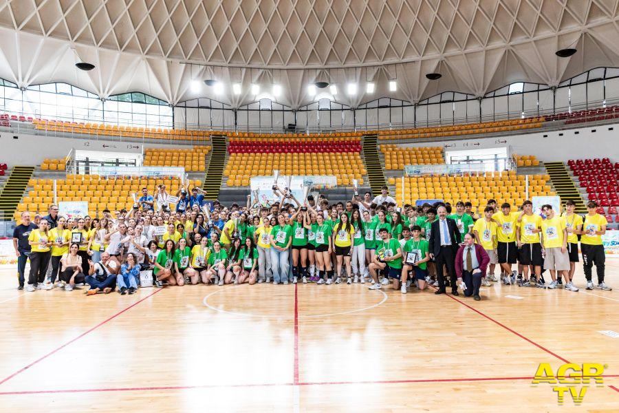 Volley scuola tutt i premiati Volley scuola tutt i premiati