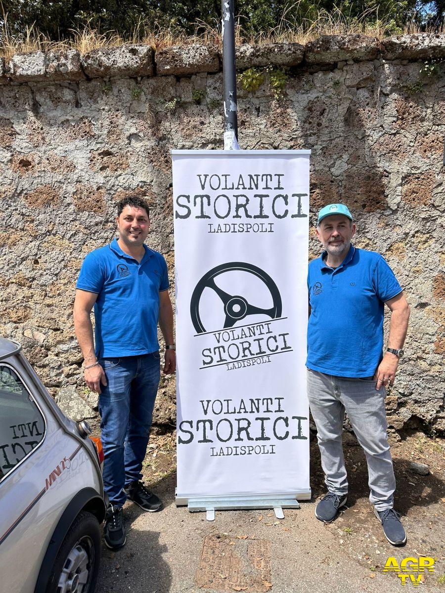 Associazione I Volanti Storici di Ladispoli Presidente Pasquale Carbone e il Vicepresidente Fabio Ricca - Foto da comunicato Stampa. Associazione I Volanti Storici di Ladispoli Presidente Pasquale Carbone e il Vicepresidente Fabio Ricca - Foto da comunicato Stampa.