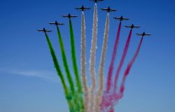 Ladispoli Air Show 2025: un weekend mozzafiato tra acrobazie aeree e spettacolo tricolore
