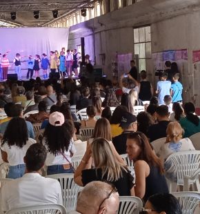 Emozioni e storia con la scuola Alberto Manzi nel primo giorno del Festival del Travertino Romano
