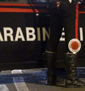 Roma, tentato furto in una farmacia ed in un negozio di telefonini, 2 arresti