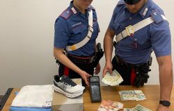 Roma, escono dal Tribunale e tornano a fare acquisti con carte di credito rubate, fermati due sudamericani