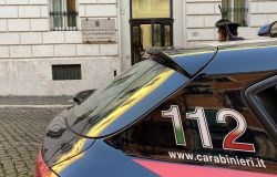 Roma, due rapine in due esercizi commerciali, due arresti