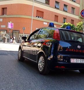 Roma piazza Bologna, scippa della borsa anziana 71enne e scappa a piedi, arrestato dai Carabinieri