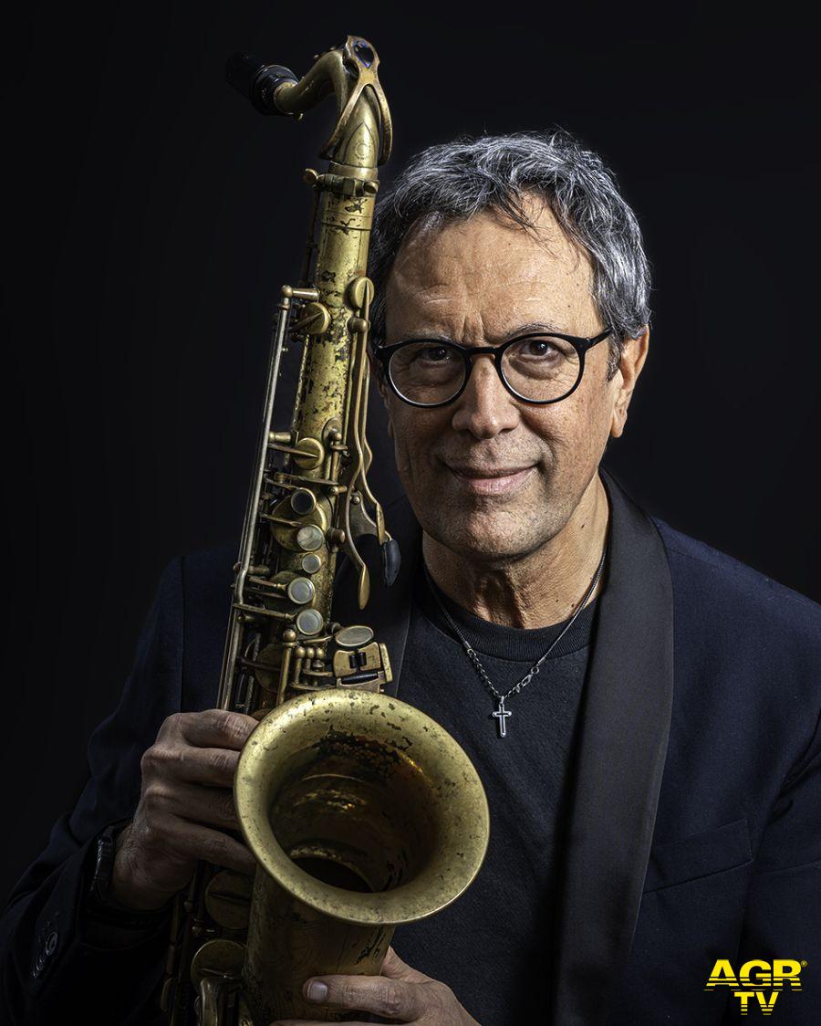 21 GIUGNO FRED IN JAZZ ANGELO TRANE SASSOFONISTA E CANTANTE 21 GIUGNO FRED IN JAZZ ANGELO TRANE SASSOFONISTA E CANTANTE