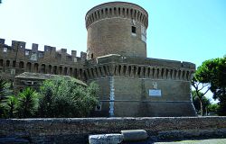 Ostia_Antica_Castello di Giulio II_Ph. panoramio