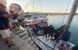 Papayaga attracca alla banchina del porto di Anzio dopo vent'anni