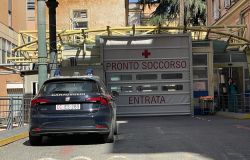 Roma, minacce e danneggimenti ai suoi beni, operatrice socio sanitaria denuncia l'ex-compagno, arrestato 39enne