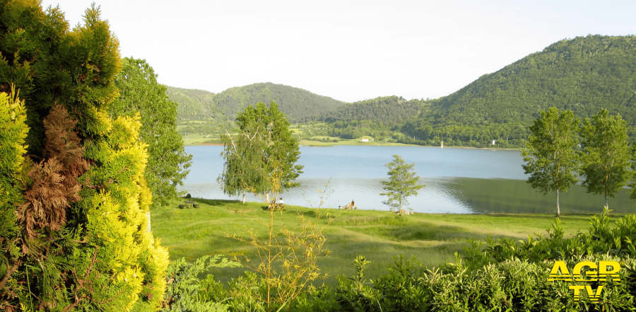 Lago di Canterno Lago di Canterno